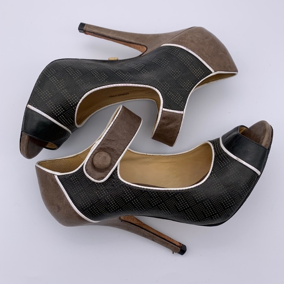 L.A.M.B Pinup LEATHER PEEP TOE PUMP STRAP HEELS - Picture 4 of 8